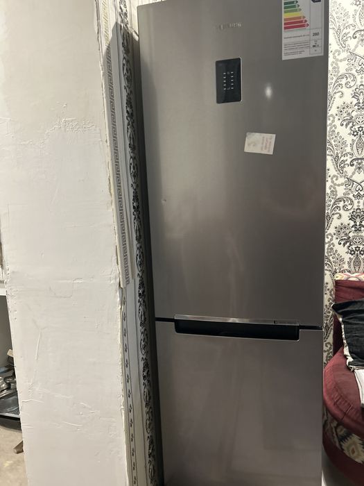 Срочно продам холодильник