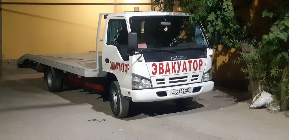 Isuzu evakuatori yaxshi xolatda mator karop senji