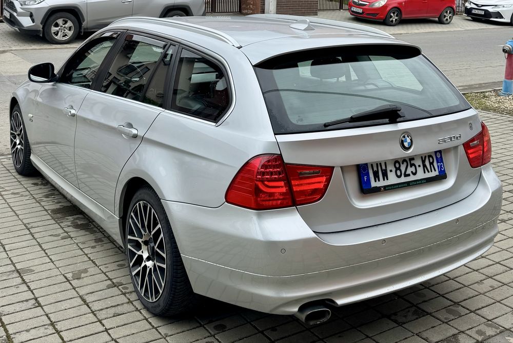 Vand BMW 320d / E91 / FACELIFT / 4X4 / 177cai / AUTOMAT / NAVI / IMPECABIL