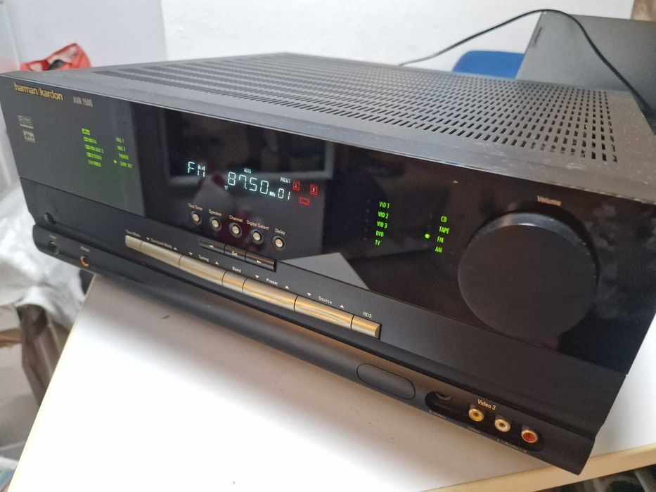 Amplificator Receiver Amplituner 5.1 HARMAN KARDON AVR1500 ca nou.