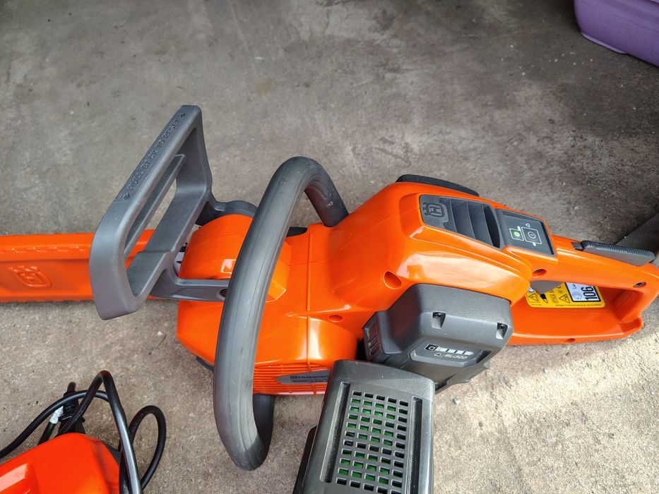 Husqvarna drujba pe acumulator