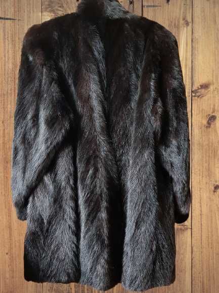 Дамско палто от норка цели кожи
