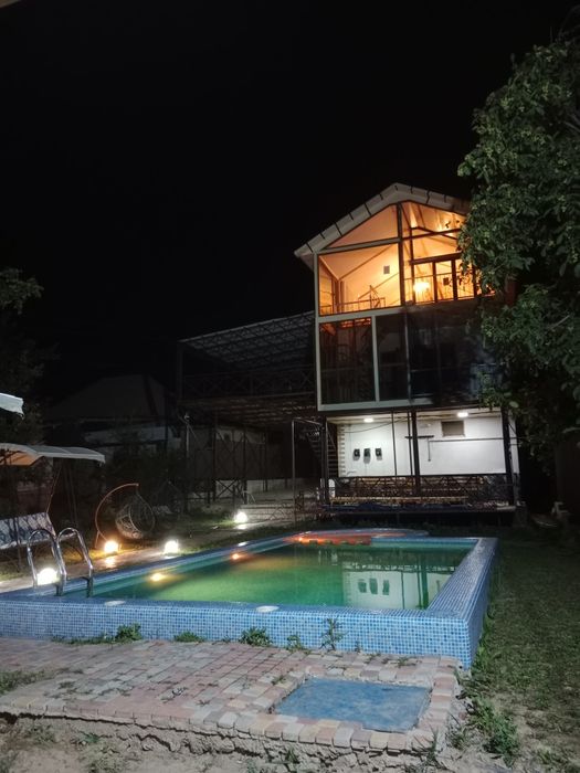 Айна Коттедж Біркөлік