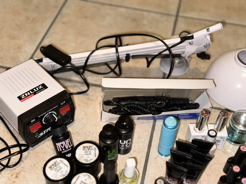 Продам набор для маникюра.