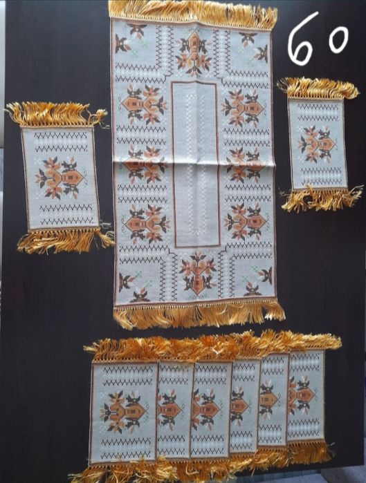 Плетива на една кука,карета,тишлейфери.