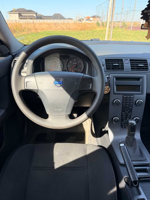 Proprietar vand Volvo S40 din 2012, 1.6 diesel, 115 CP, Km reali