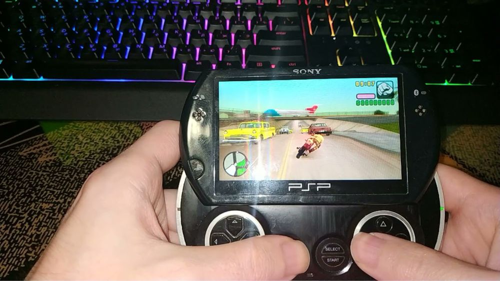 Продам  psp go