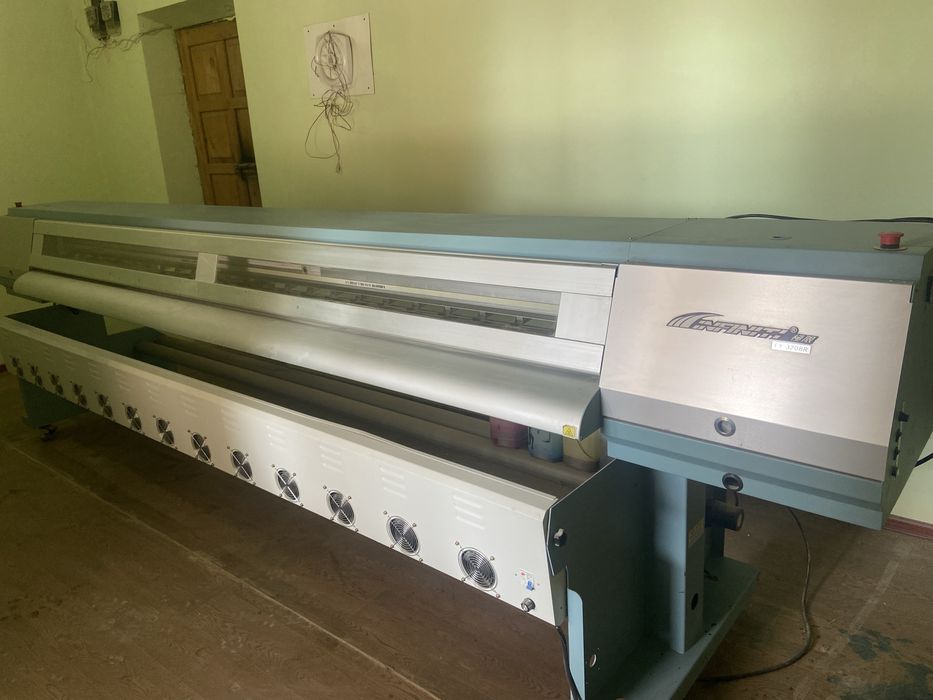 Широкоформат принтер 3208