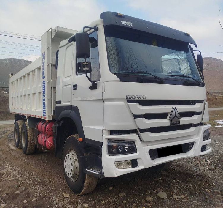 Самосвал HOWO 2020 йил сотилади