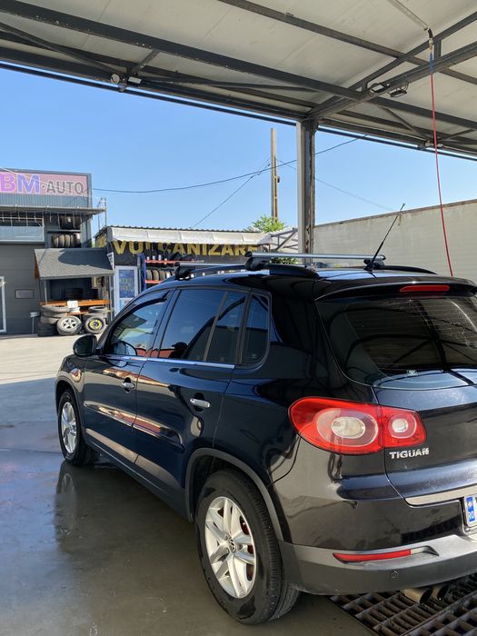 Volkswagen Tiguan 2009 2.0 TDI