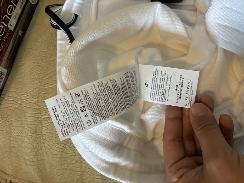 Vand pantaloni emporio armani