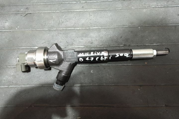 INJECTOR MOTORINA  55567729 55567729 Opel Meriva a 2-a generatie