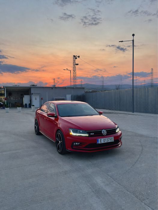 GLI Tornado Red 2018 г /TOP/Реални.км-BlindSpot-Fender