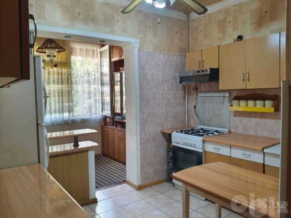 Продаётся 4 ком  2х6 балкон 92 кв  №Д288