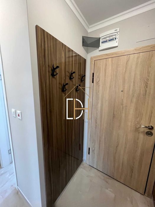 Продава се Двустаен апартамент в Пловдив, Съдийски - 67 кв.м за 2359 €/кв.м - Снимка #8