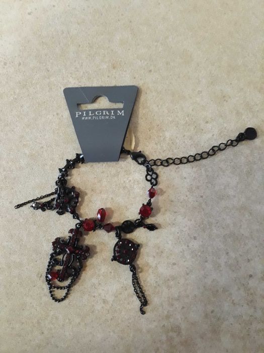 Гривна с камъни на датския бранд  PILGRIM