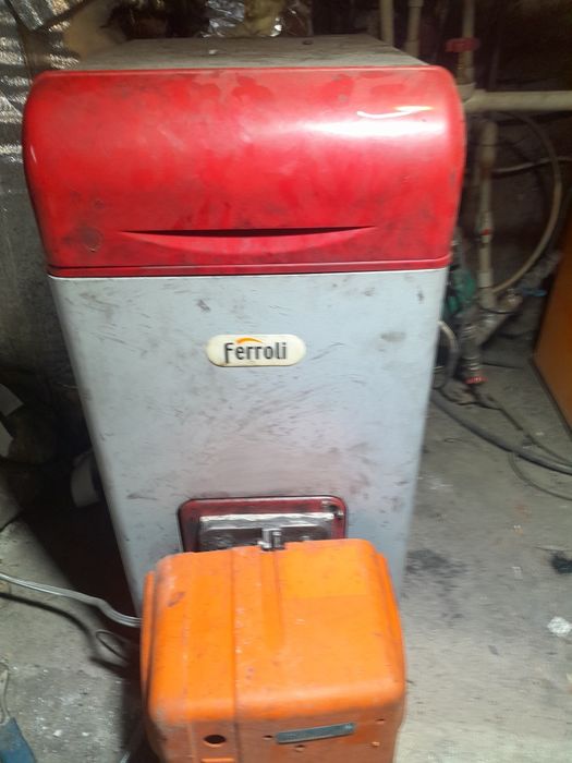 Нафтово котле със горелка