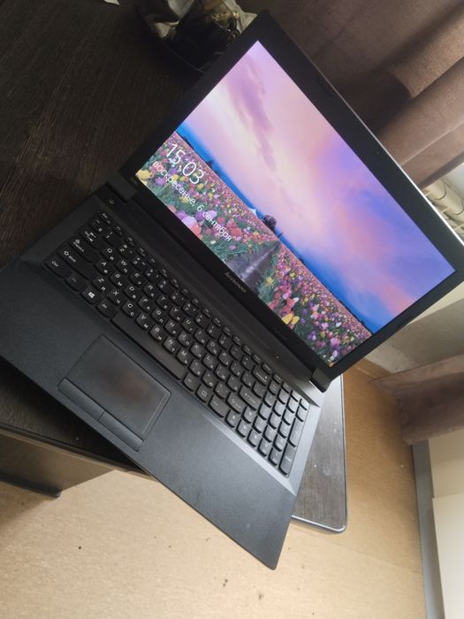 Ноутбук Lenovo..