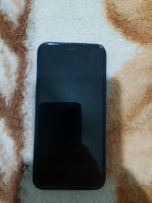 Айфон 12 мини бомен