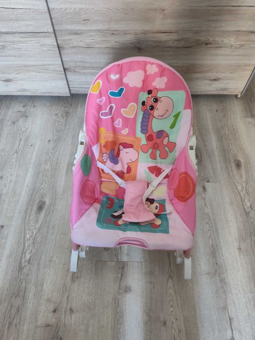 Бебешки шезлонг x 2 и дървена люлка калинка