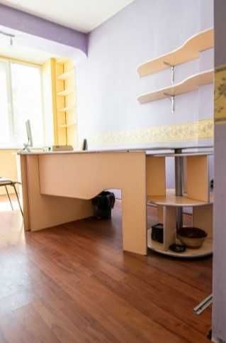 Дава се под наем Офис в София, Център - 60 кв.м за 550 € - Снимка #2