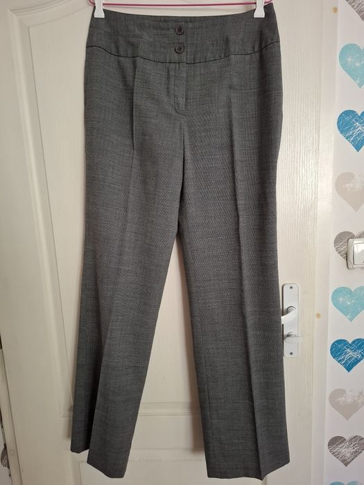 Дамски костюм сако и панталон от вълна и кашмир тъмносив EU42