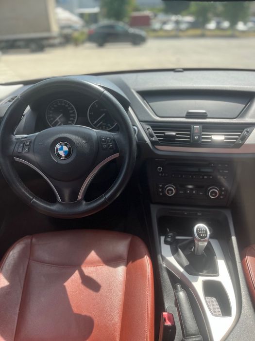 BMW X1 BMW X1 An: 2010 Motor: 2.0 diesel