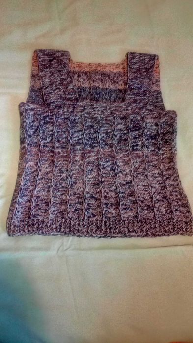 Дамски Вълнени Жилетки и Елеци Нови - Промоция