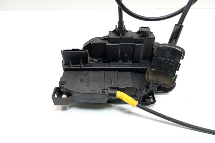 Broasca usa stanga fata 8200497579D Renault Kangoo a 2-a generatie (f