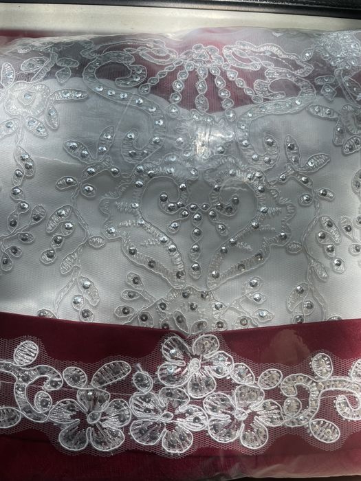 Платье со шлейфом рост 140