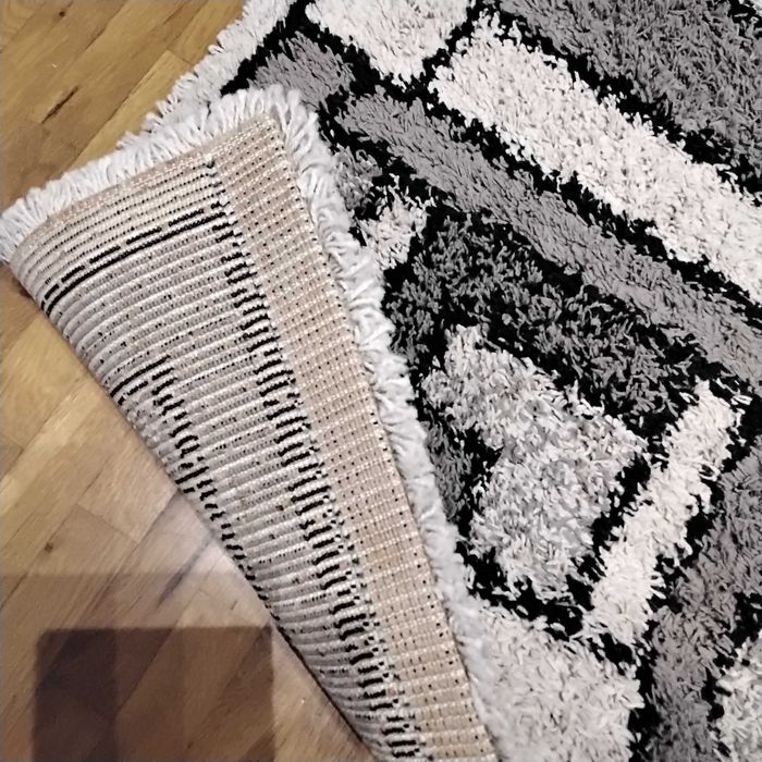 Продавам килим шаги 1.20×1.70