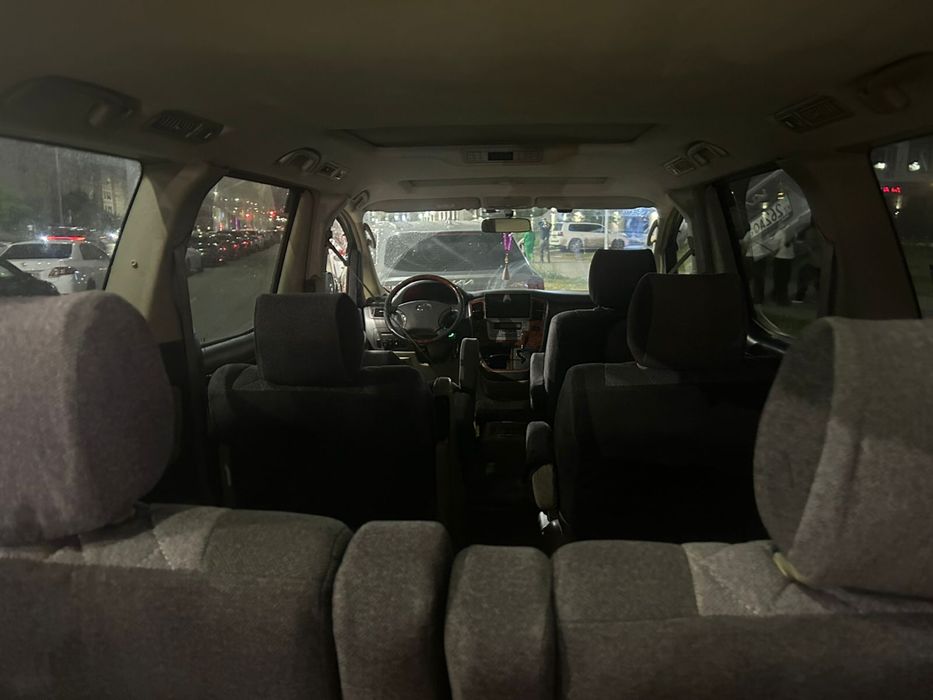 Продам Toyota Alphard