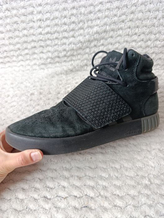 Кецове    Adidas