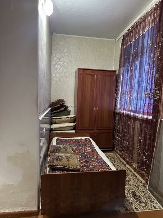 Сдаётся квартира чирчик навои 2/1/2/ всё есть цена 250уе