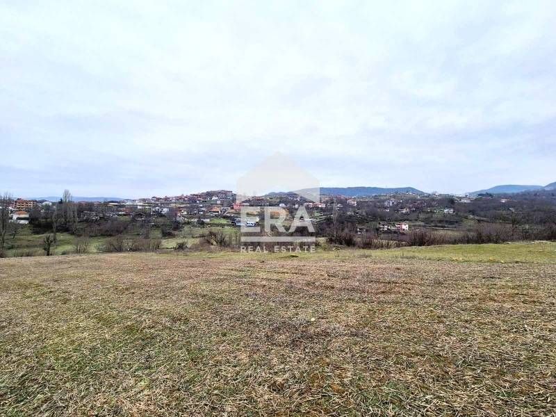 Парцел за продажба