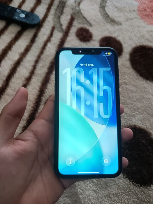 Продаю айфон 11. 128гб