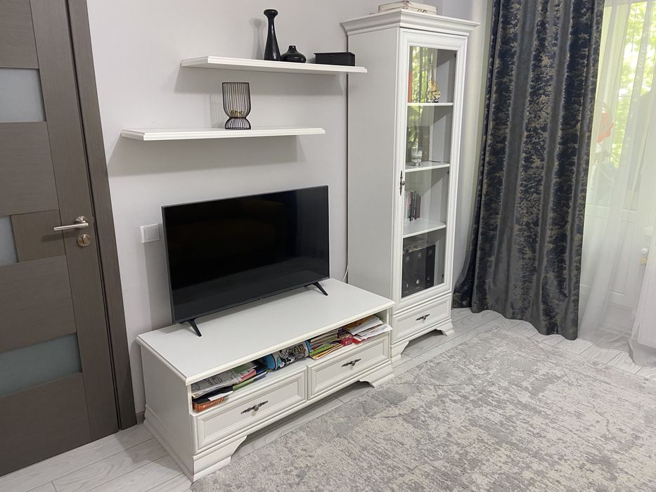 Comoda TV Idento RTV2S