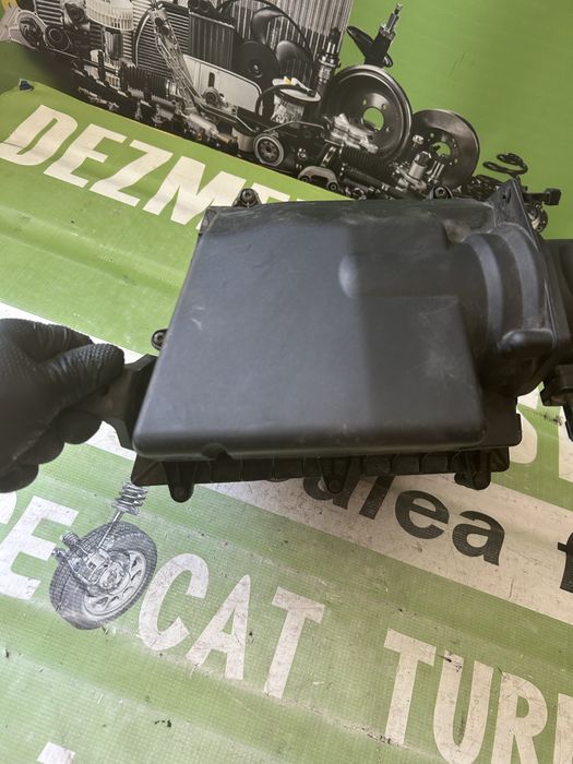 Carcasă filtru aer Range Rover Velar 2.0 D