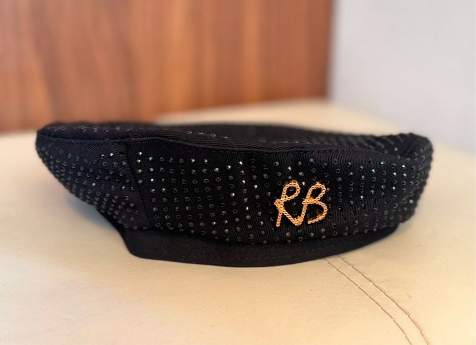 RB Шапки Ruslan Baginskiy