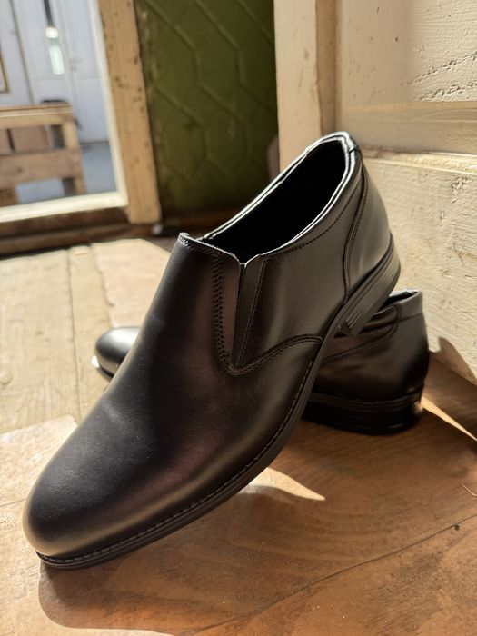 pantofi din piele naturala