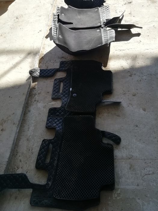 Полик Тойота Ландкрузер 200