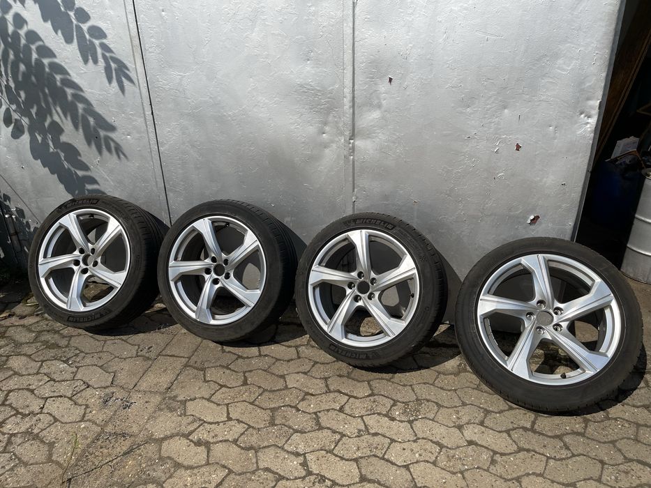 Audi A6 C7 Джанти 19 с летни гуми Ауди А6