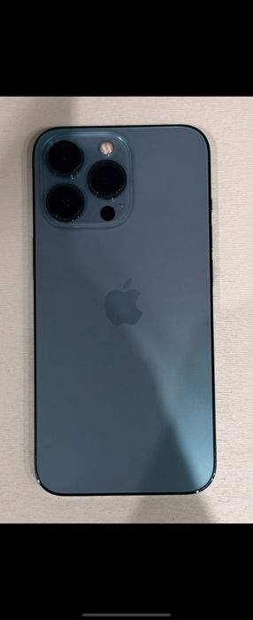 IPhone 13 prо синий