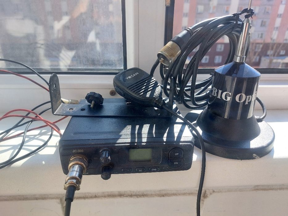 Продам рация автомобиля