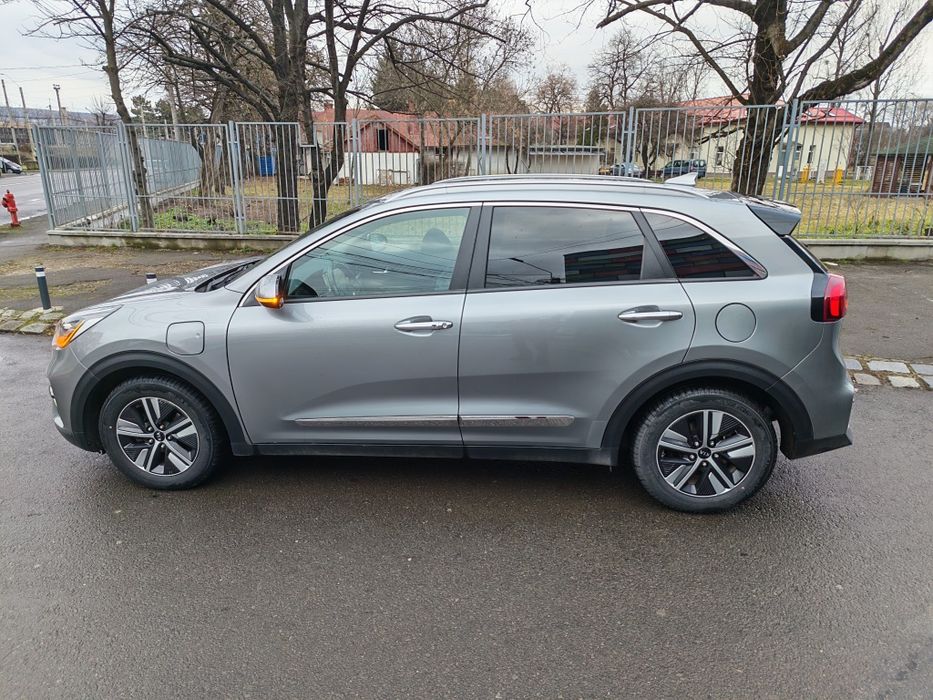 Vând Kia Niro PHEV 2021 Hibrid Premium