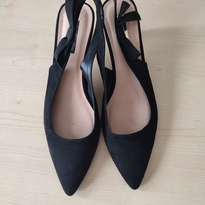 Pantofi noi marimea 39