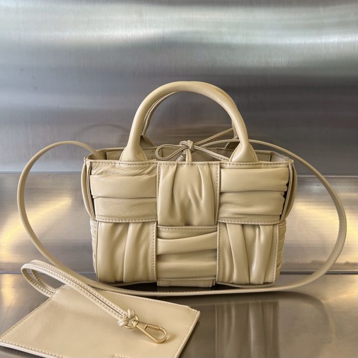 Bottega Veneta Arco