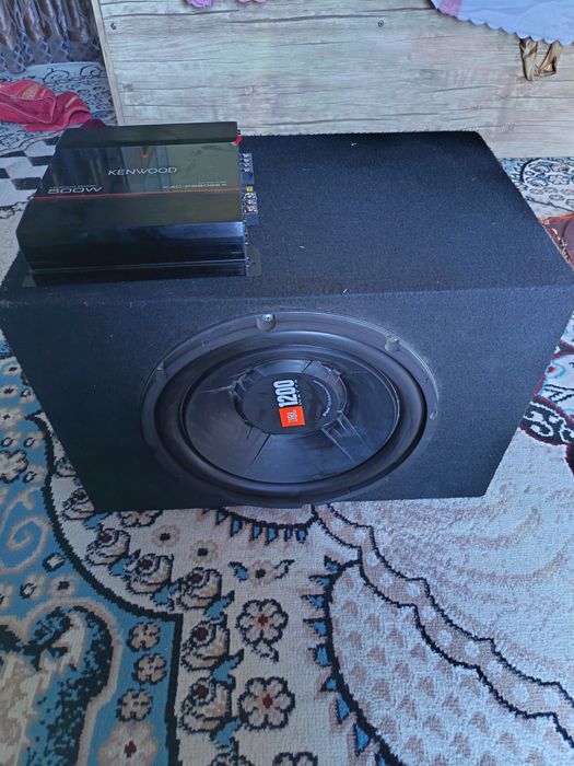 Sambufer JBL 1200 watt. Usilitel Kenwood 500 watt