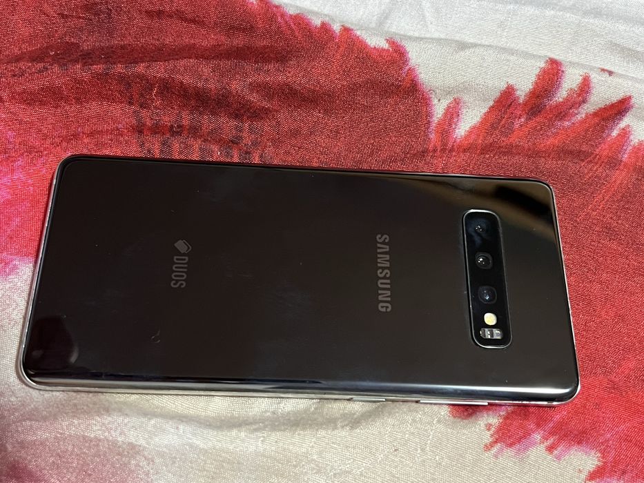samsung galaxy s10+