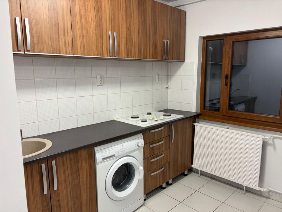 Garsoniera de inchiriat